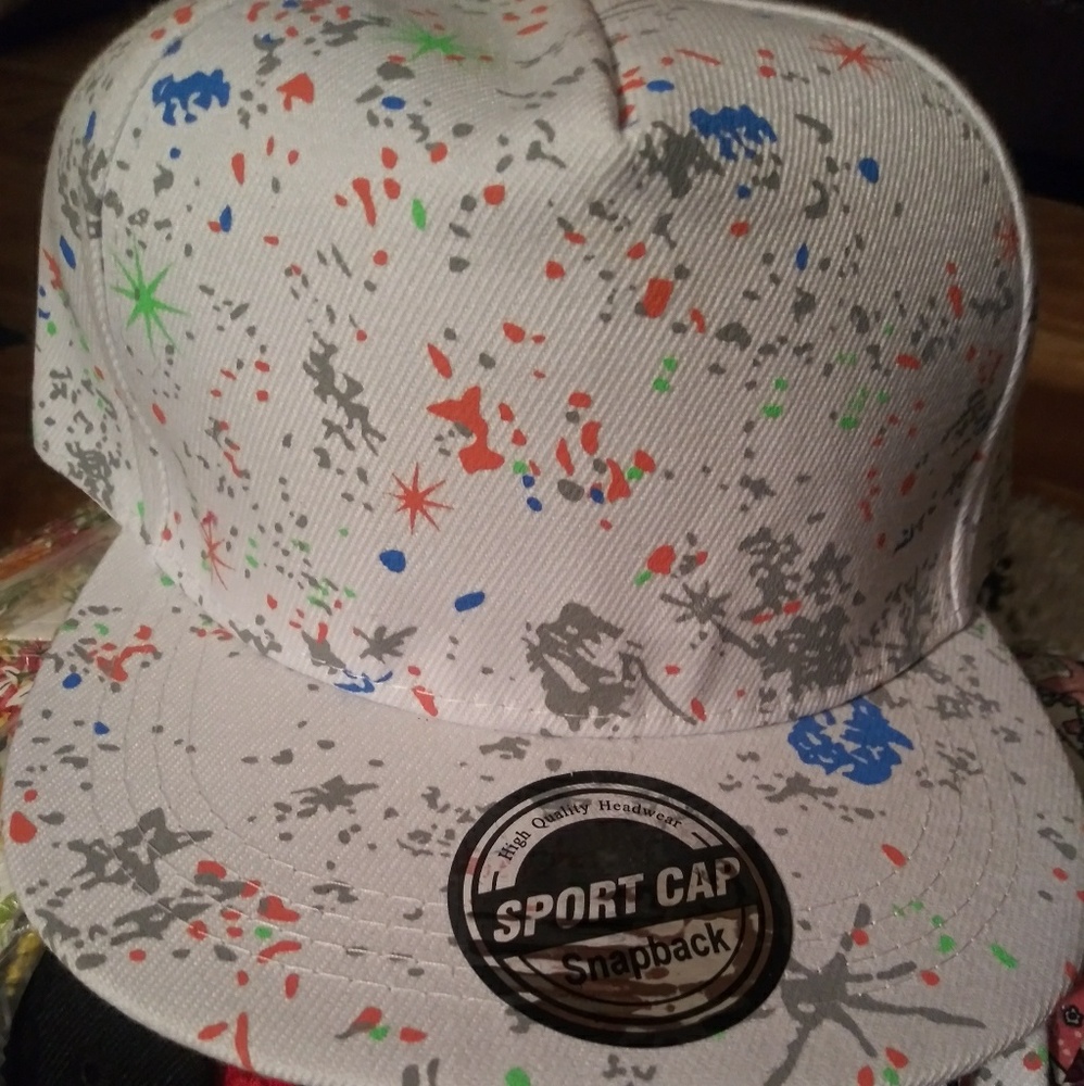 Snapback caps